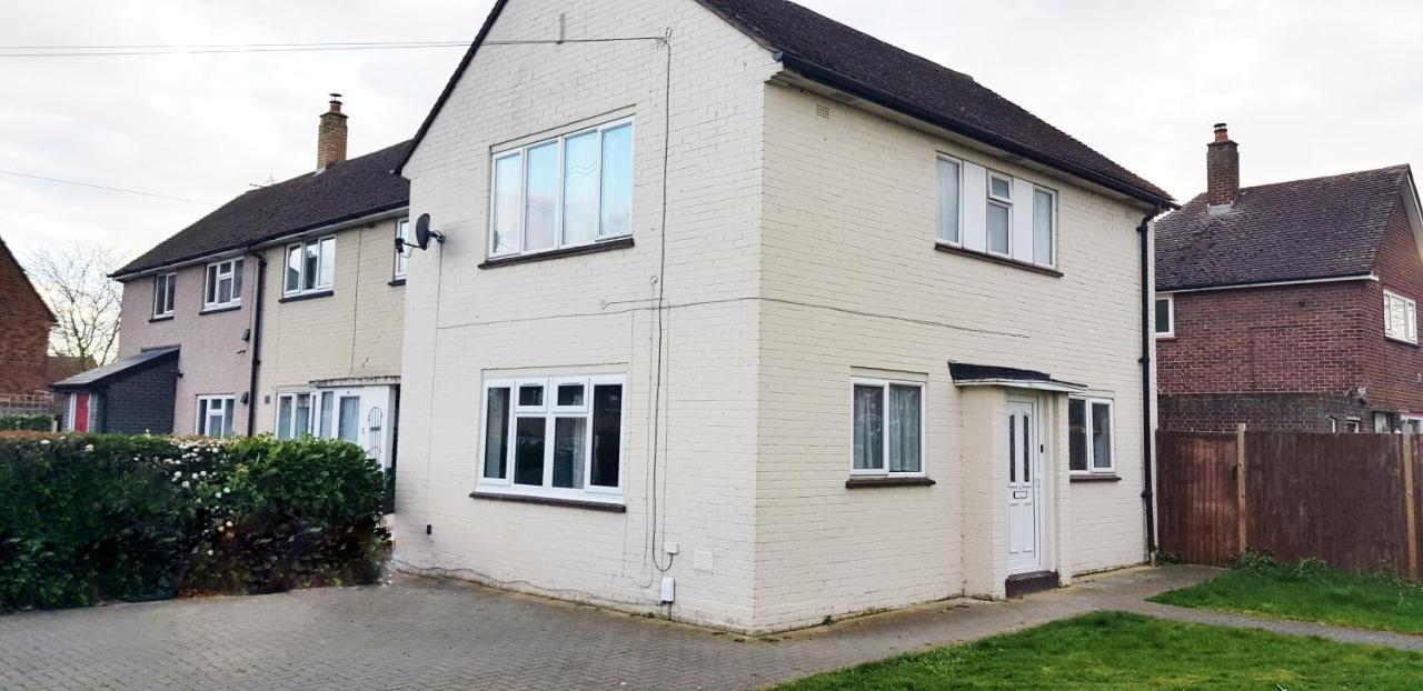 1Fg Dreams Unlimited Serviced Accommodation- Staines - Heathrow Stanwell Exterior foto